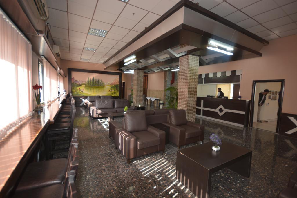 New Metropole -
