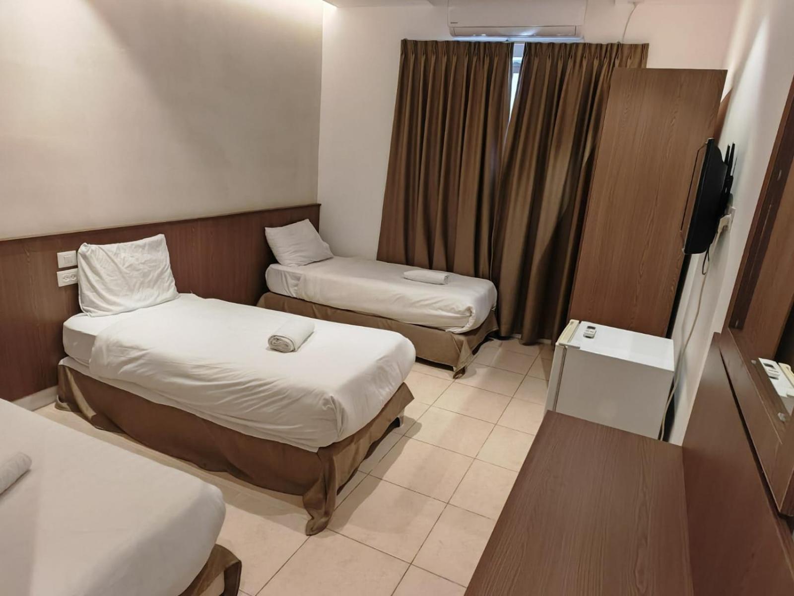 New Metropole -