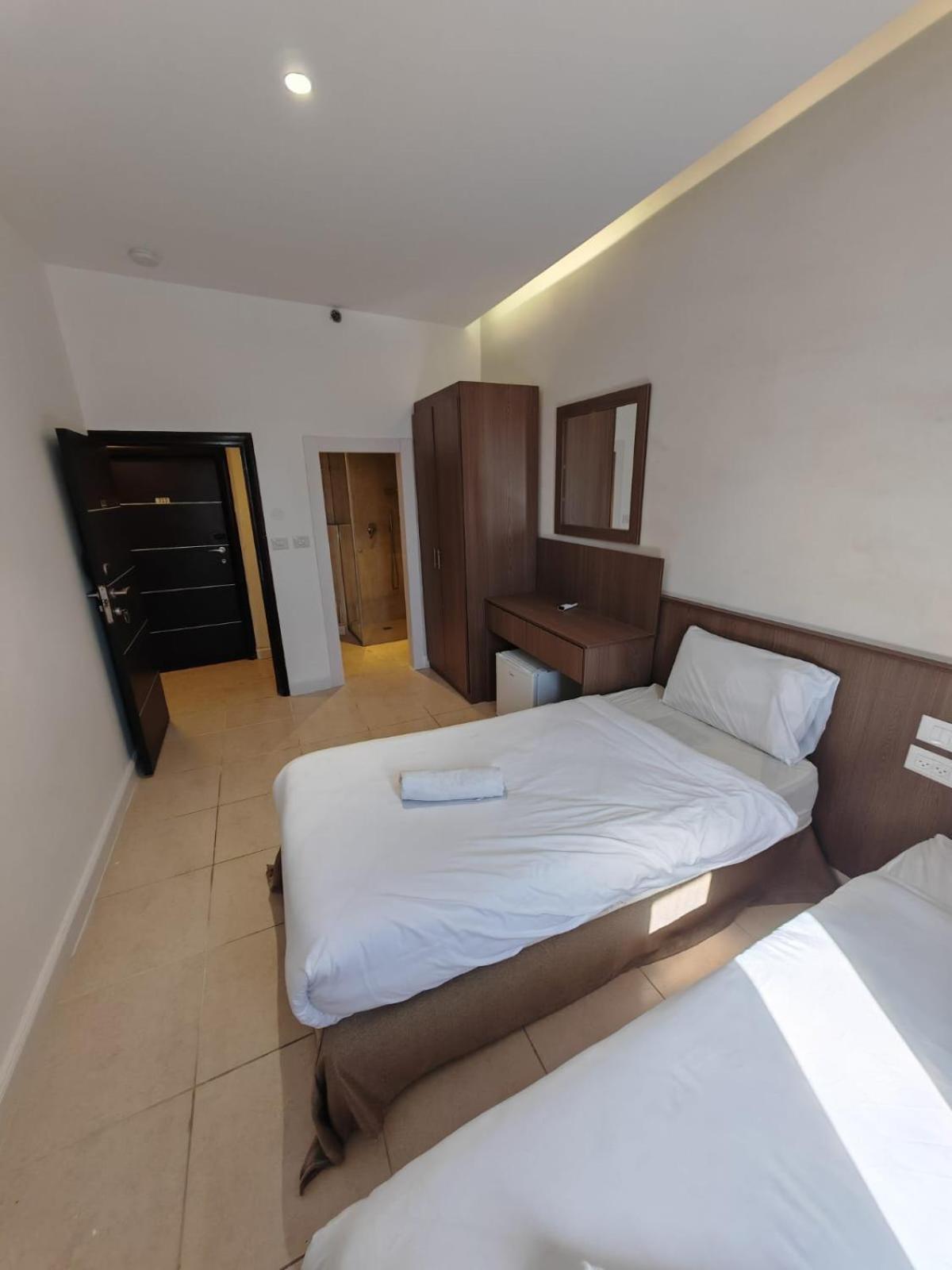 New Metropole - 3*