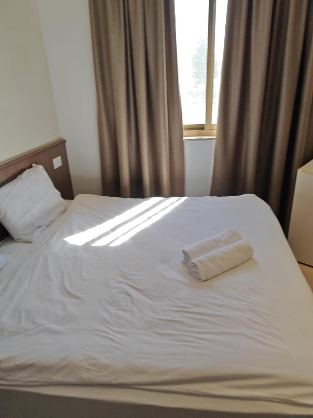 New Metropole - Hotel