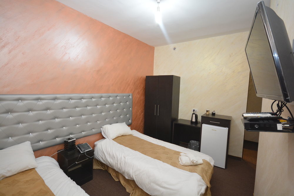 New Metropole - Hotel