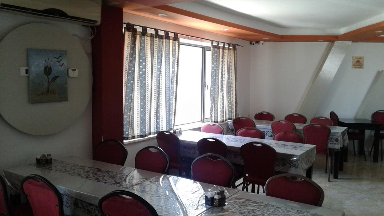 New Metropole -
